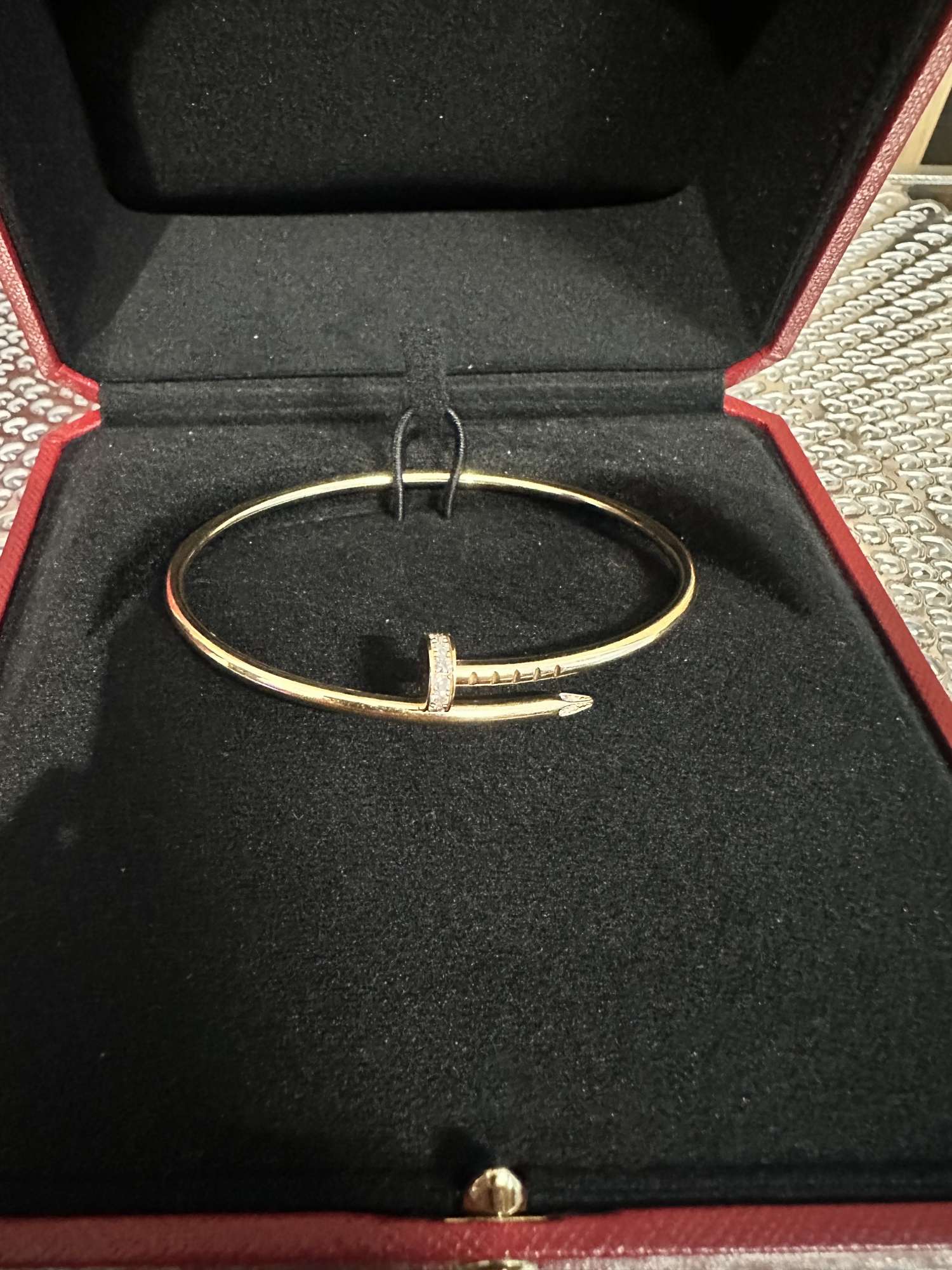 Cartier juste un clou