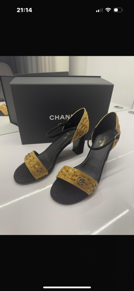 Chanel sandalky