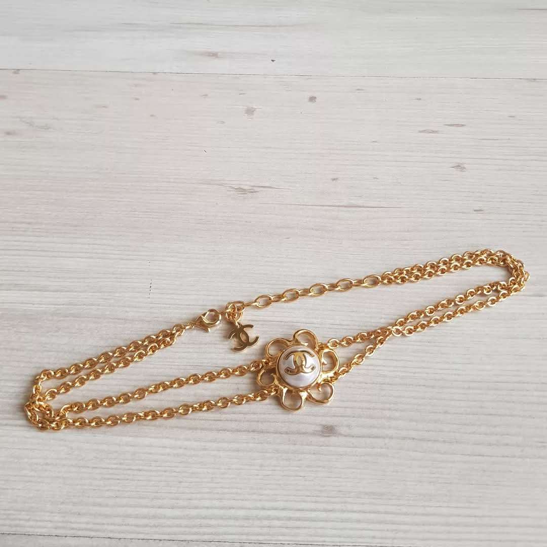 Choker Chanel