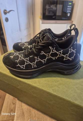 https://www.vipluxury.sk/Gucci tenisky