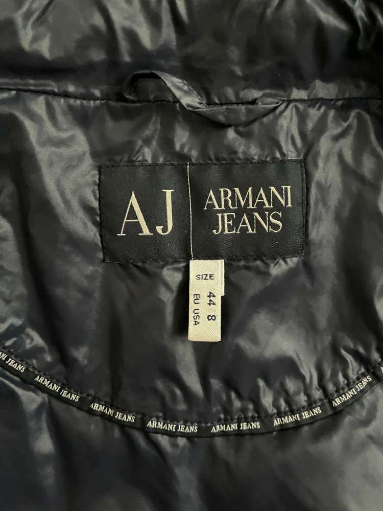 Bunda Armani