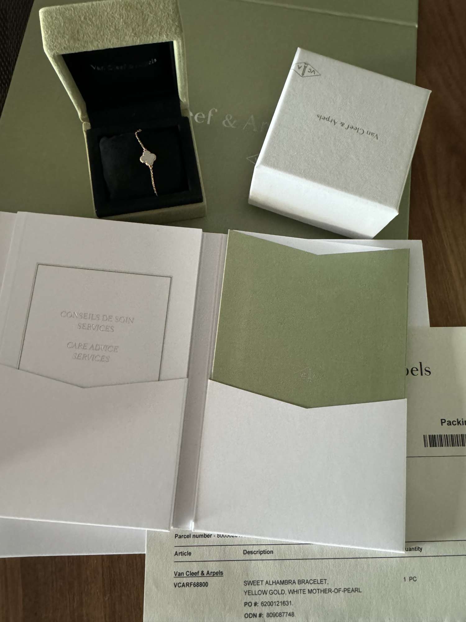 Van cleef & Arpels naramok