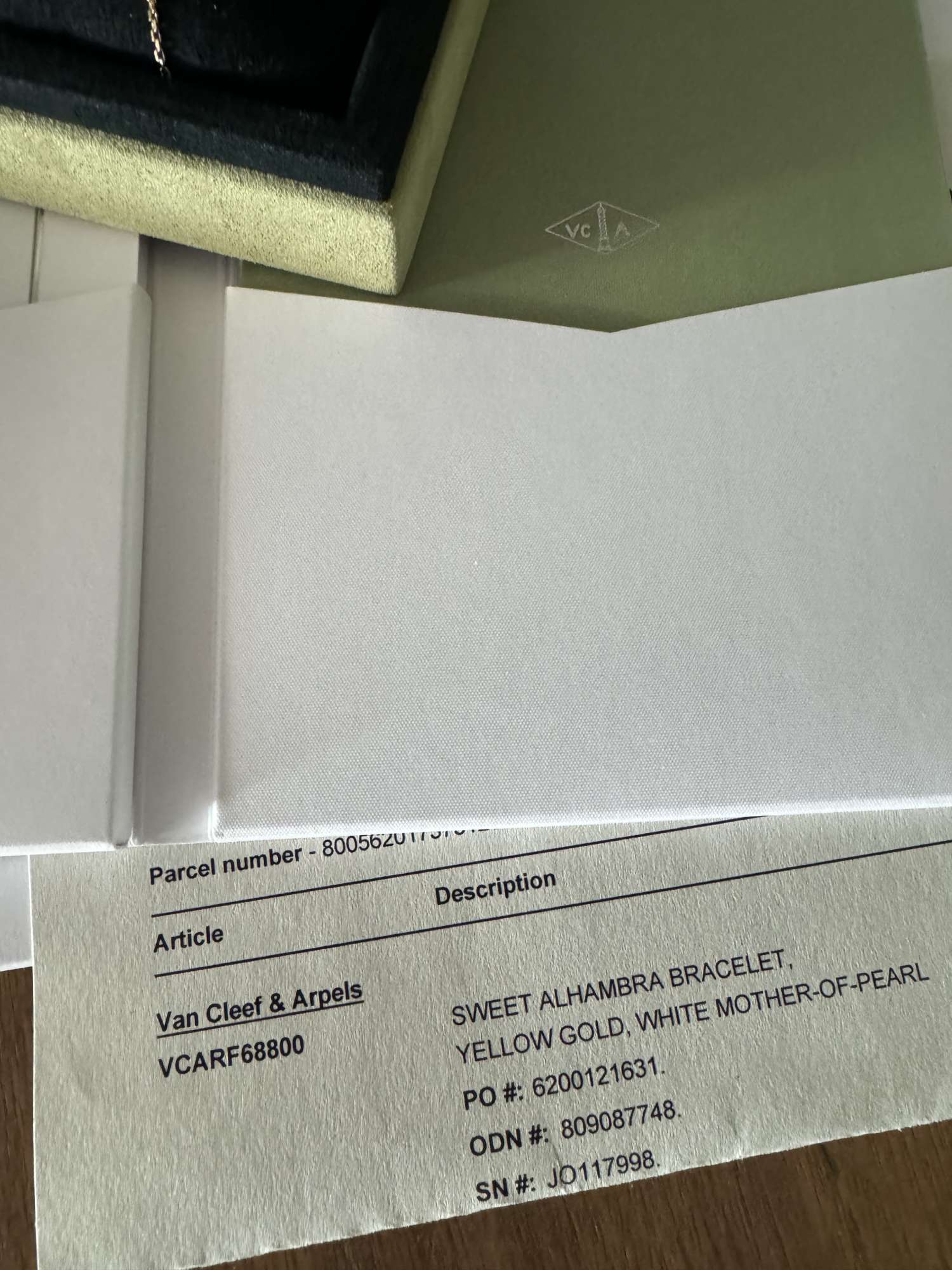 Van cleef & Arpels naramok