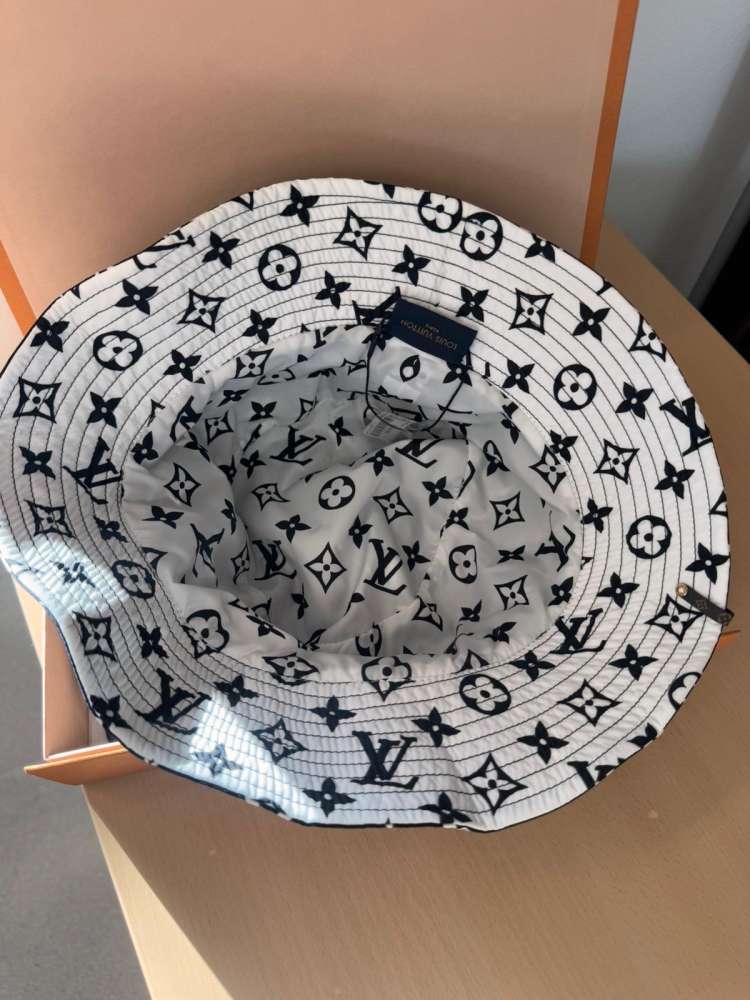 Louis Vuitton klobuk