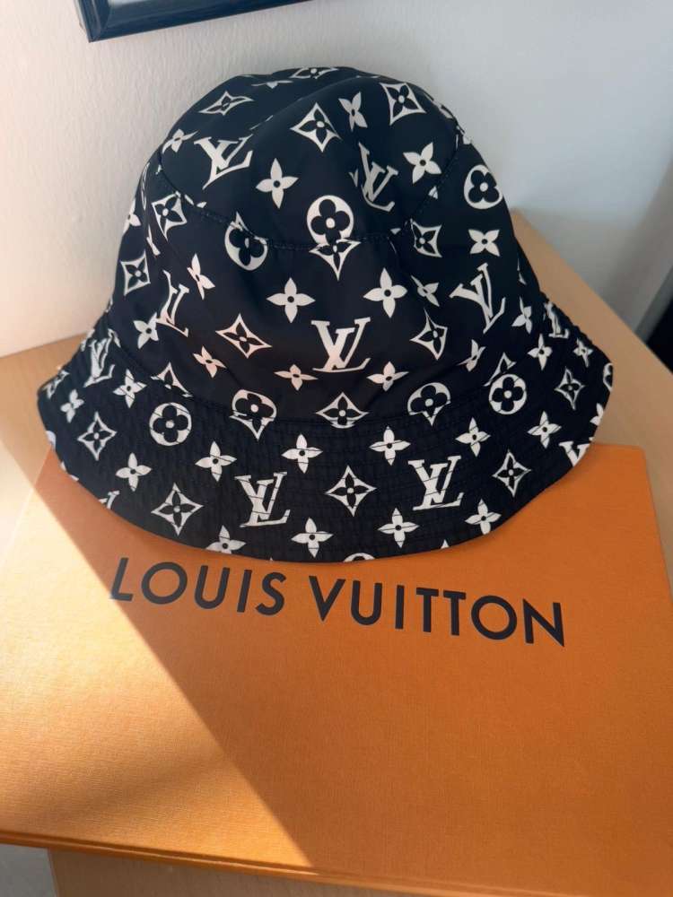 Louis Vuitton klobuk