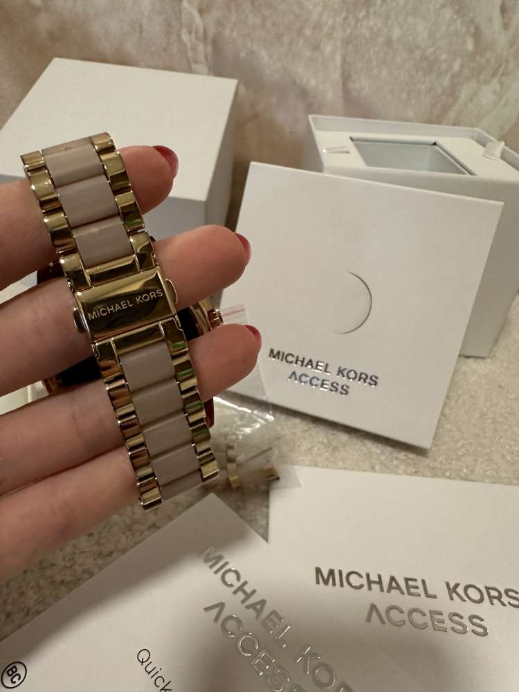 Smart hodinky Michael Kors