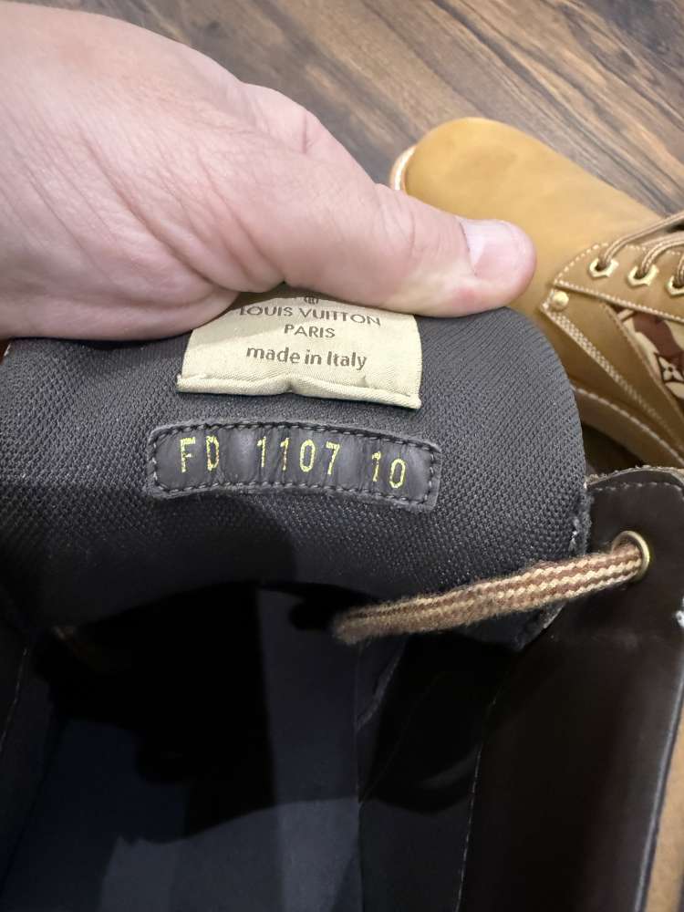 Louis Vuitton - Hnedé členkové topánky Oberkampf