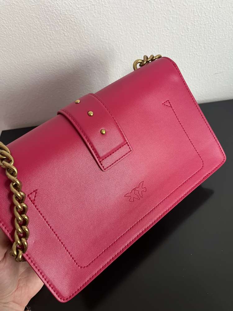 Kabelka pinko magenta