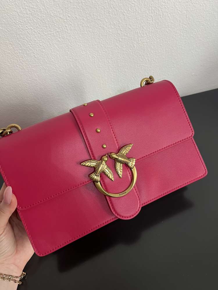 Kabelka pinko magenta