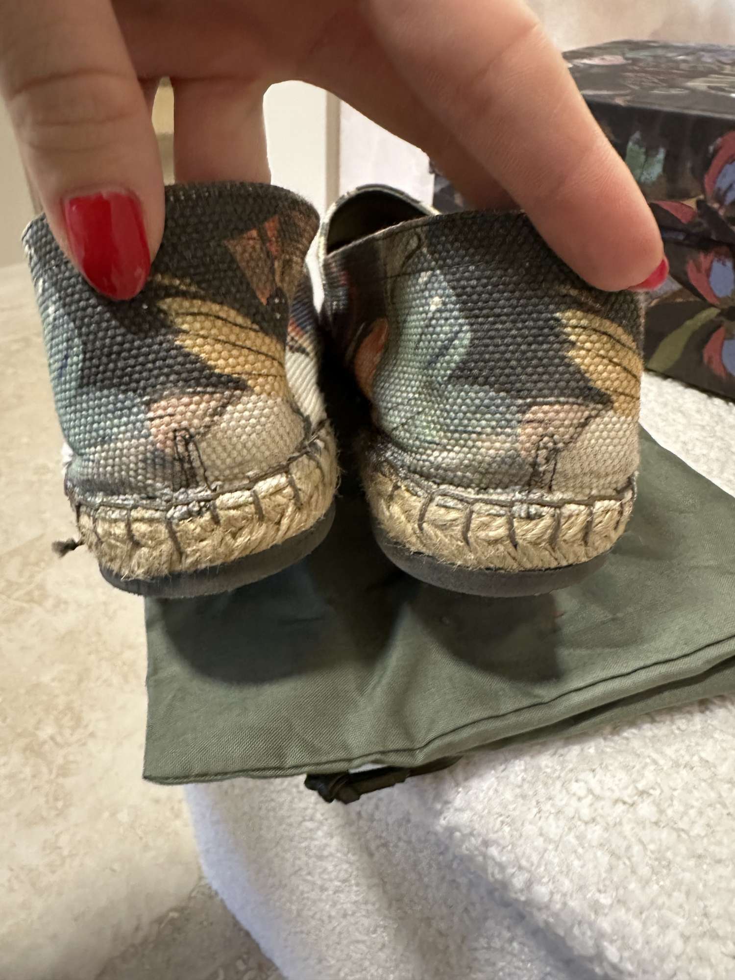 Damske espadrilky Valentino