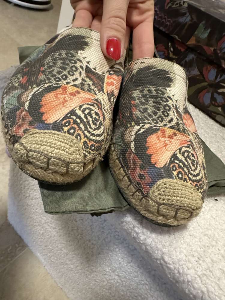 Damske espadrilky Valentino