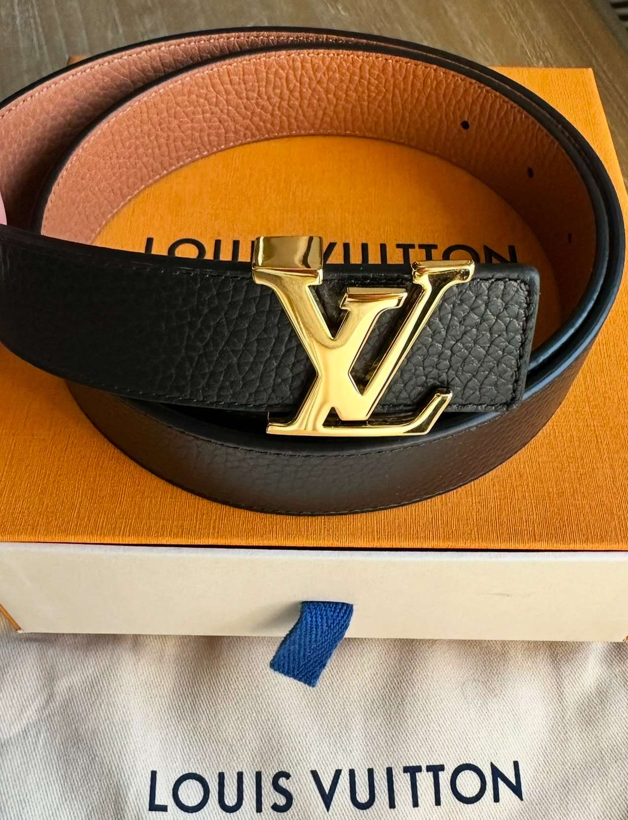 Nový opasok Louis Vuitton model Initiales 3 cm dvojlícny 85