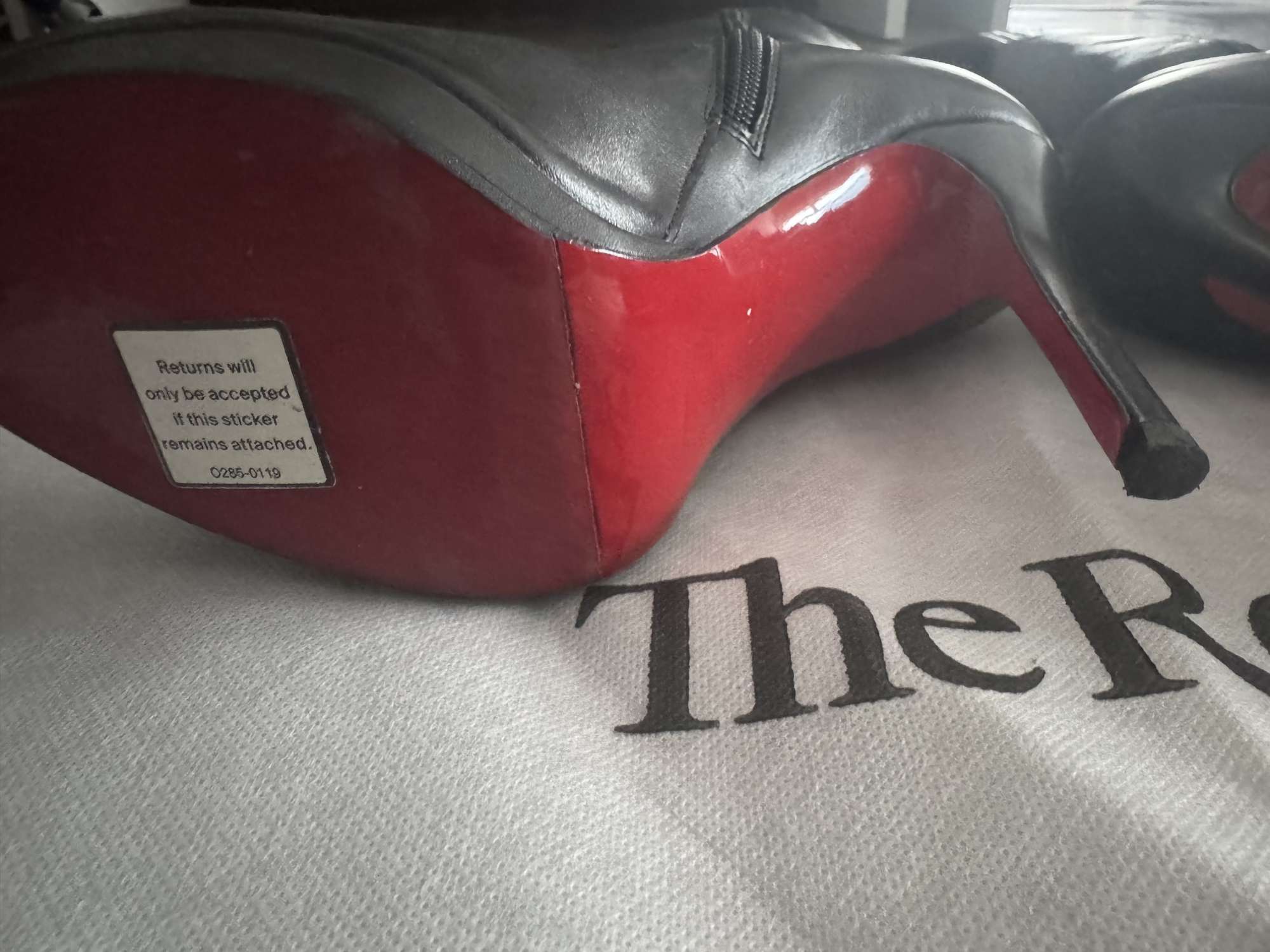 Čierne kožené čižmy Christian Louboutin