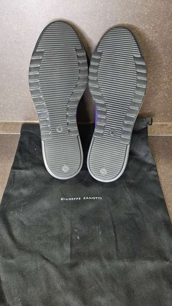 Topánky 36, nové Zanotti