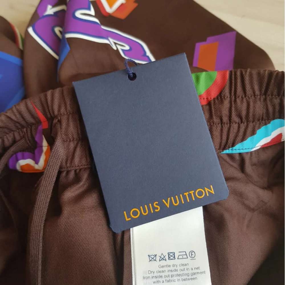 Louis Vuitton Kratasy