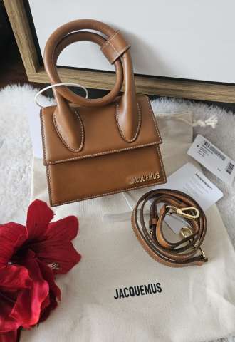 https://www.vipluxury.sk/Jacquemus Chicquito Noeud