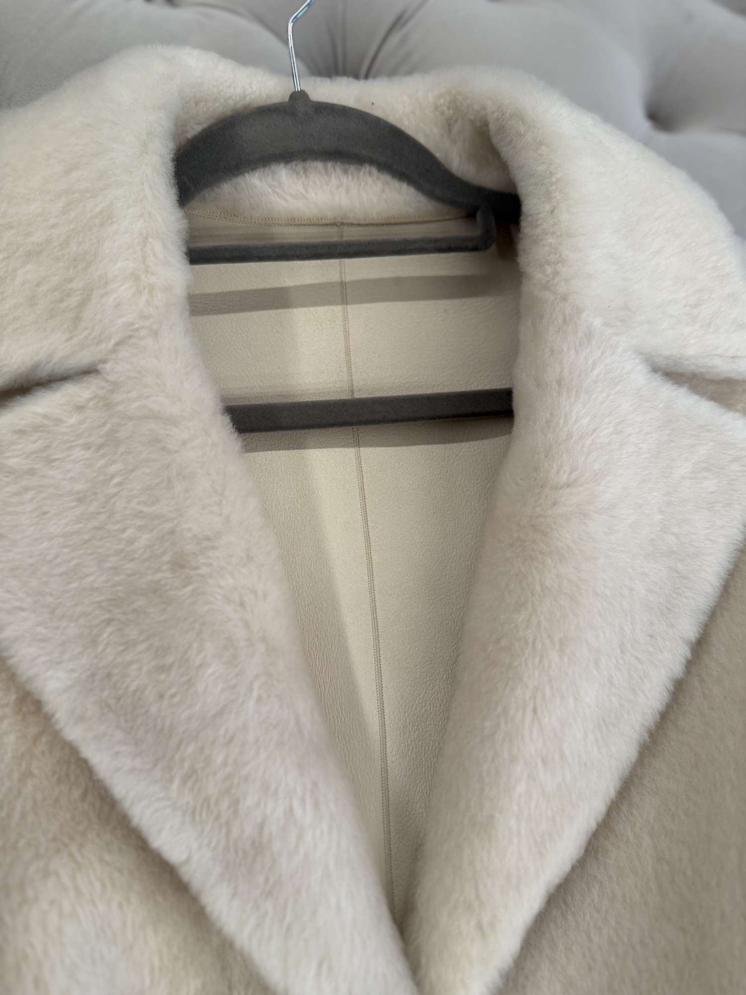 Kožuch z jahňacin Yves Salomon