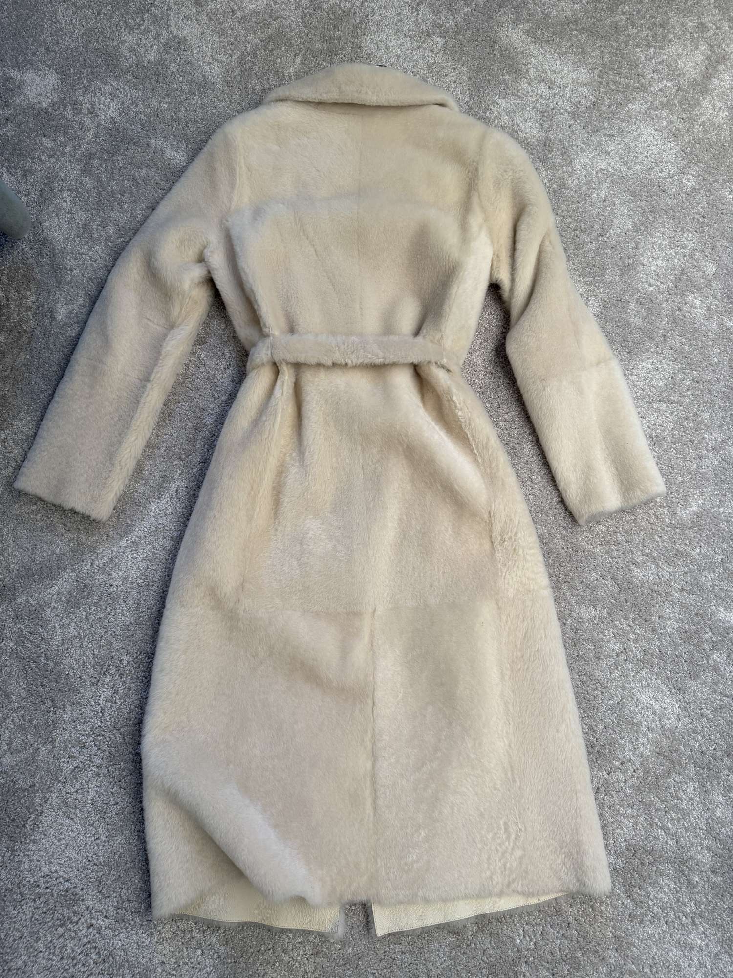 Kožuch z jahňacin Yves Salomon