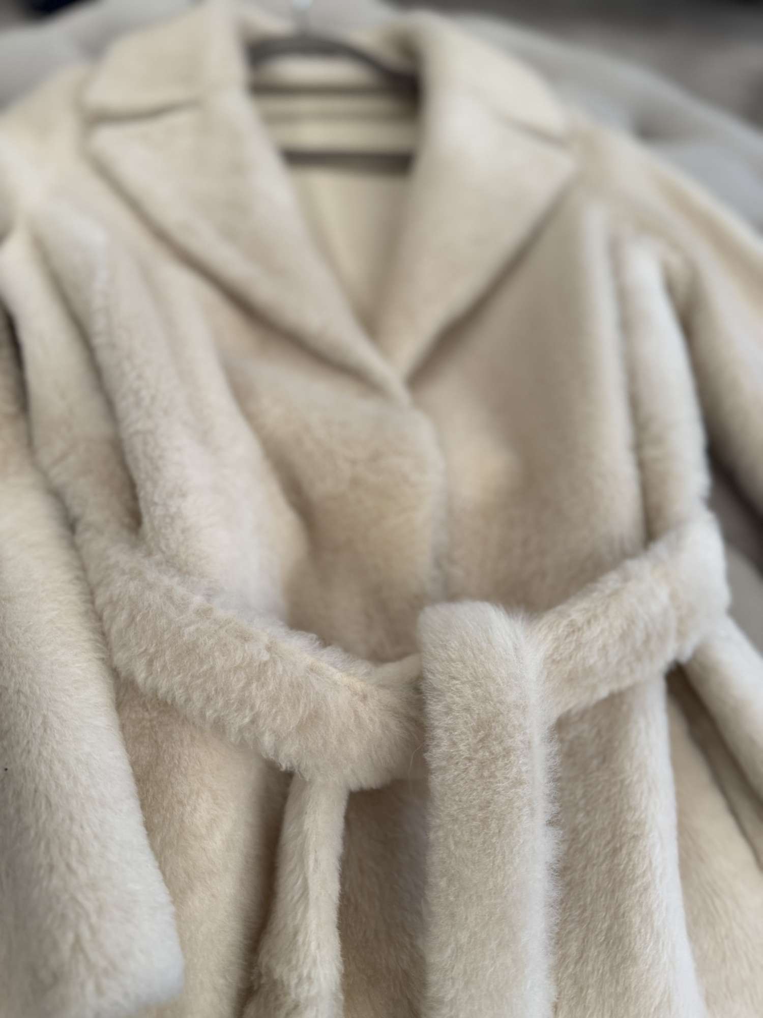 Kožuch z jahňacin Yves Salomon