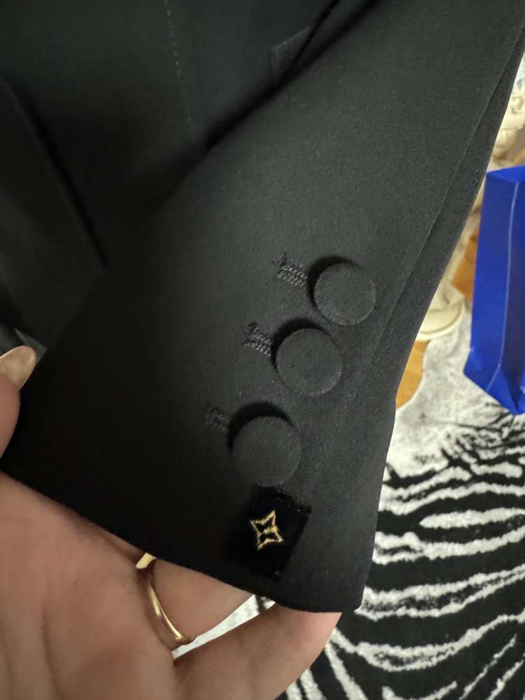 Louis Vuitton Uniformes