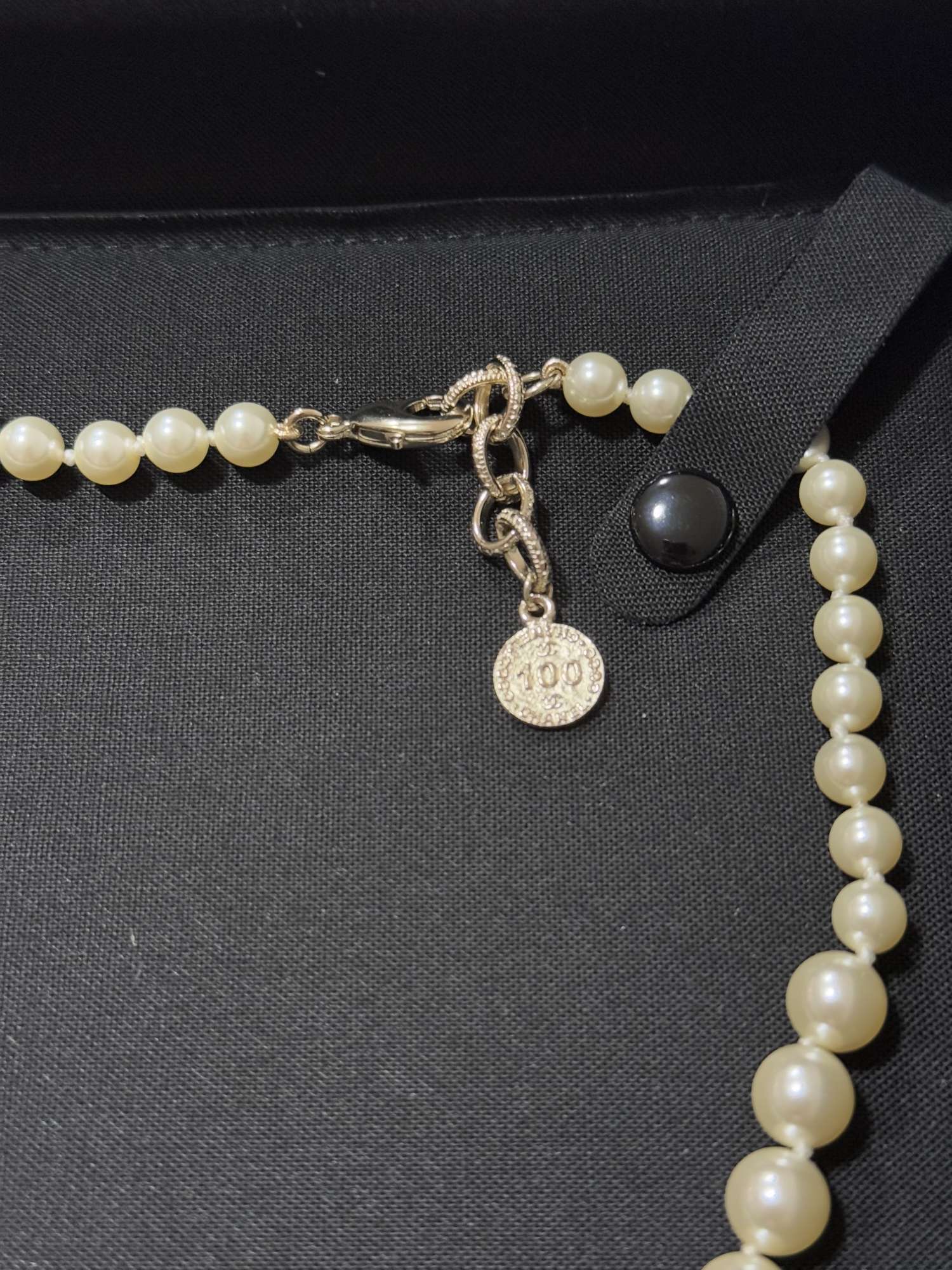 Chanel perly 100.výročie