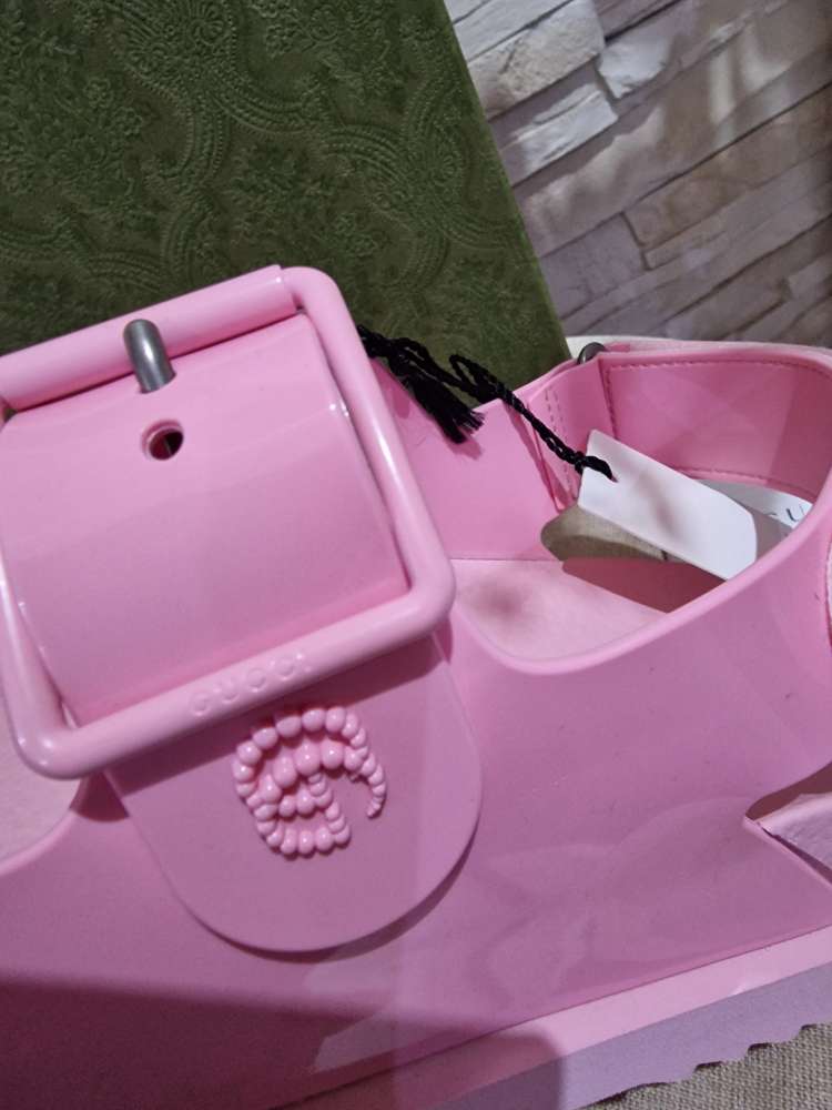Gucci sandálky