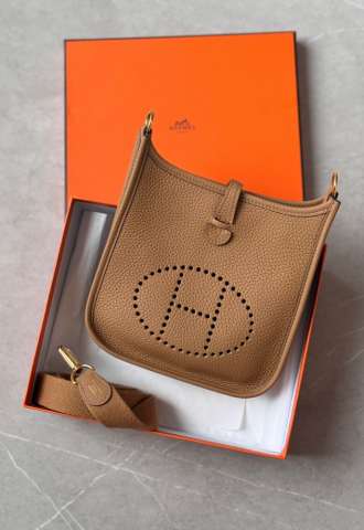 https://www.vipluxury.sk/Hermes Mini Evelyn