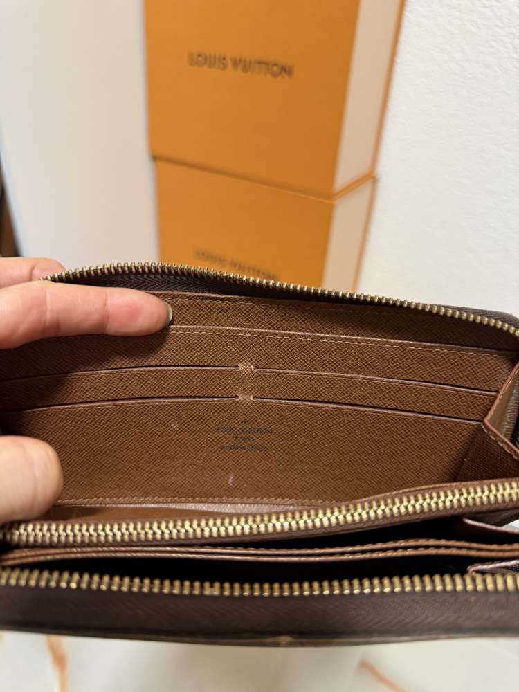 Louis Vuitton peňaženka