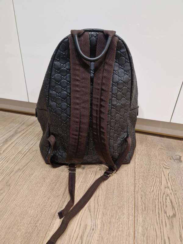 Gucci backpack Signature
