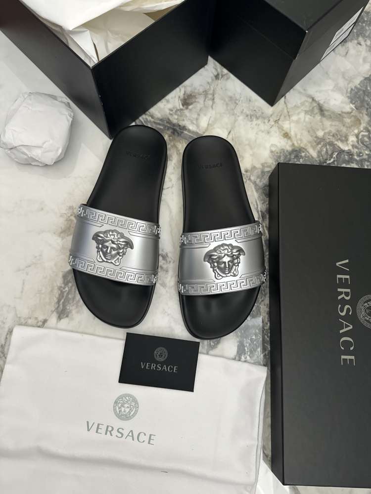 Versace slapky velkost 40