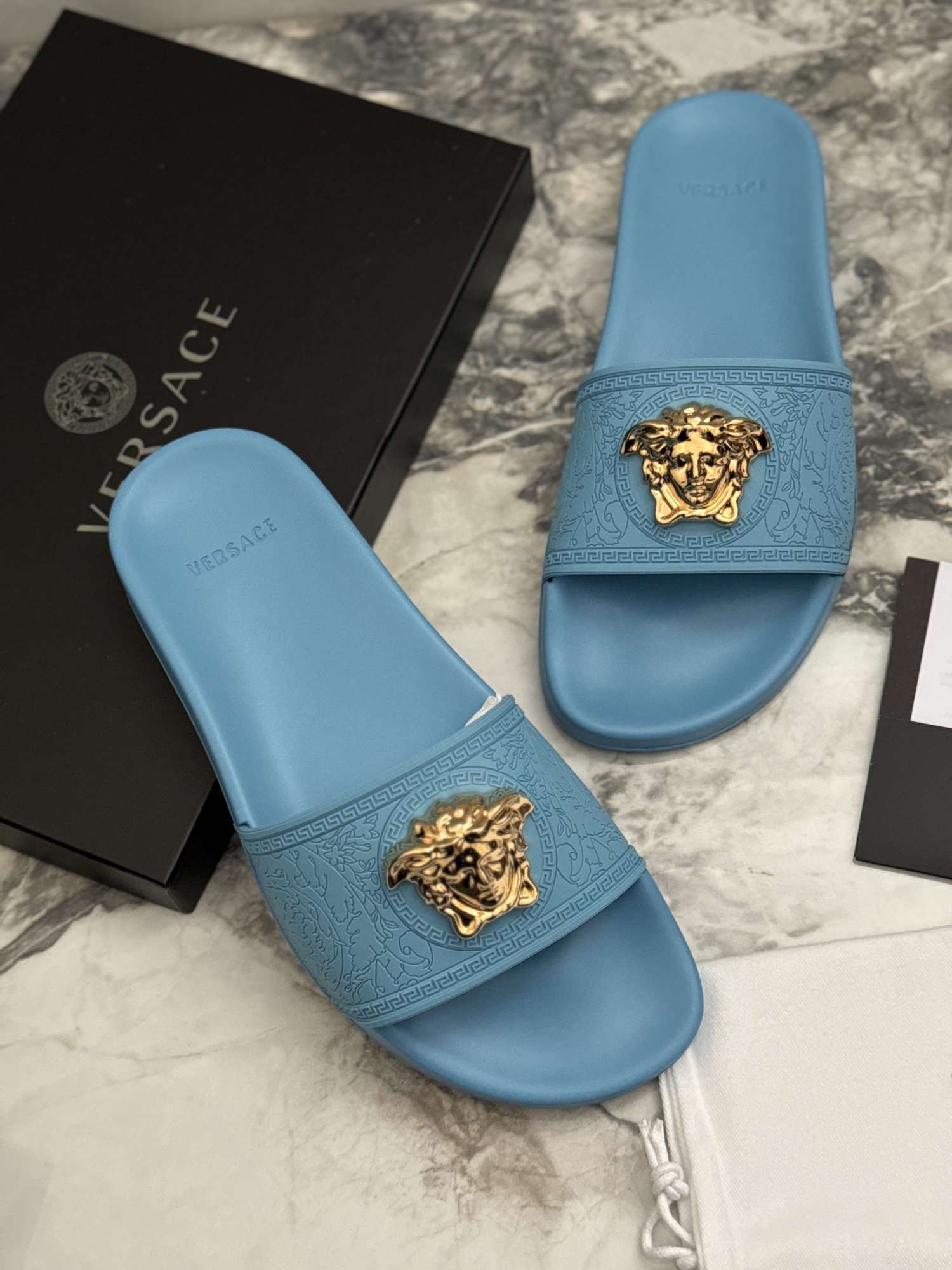 Versace slapky velkost 39