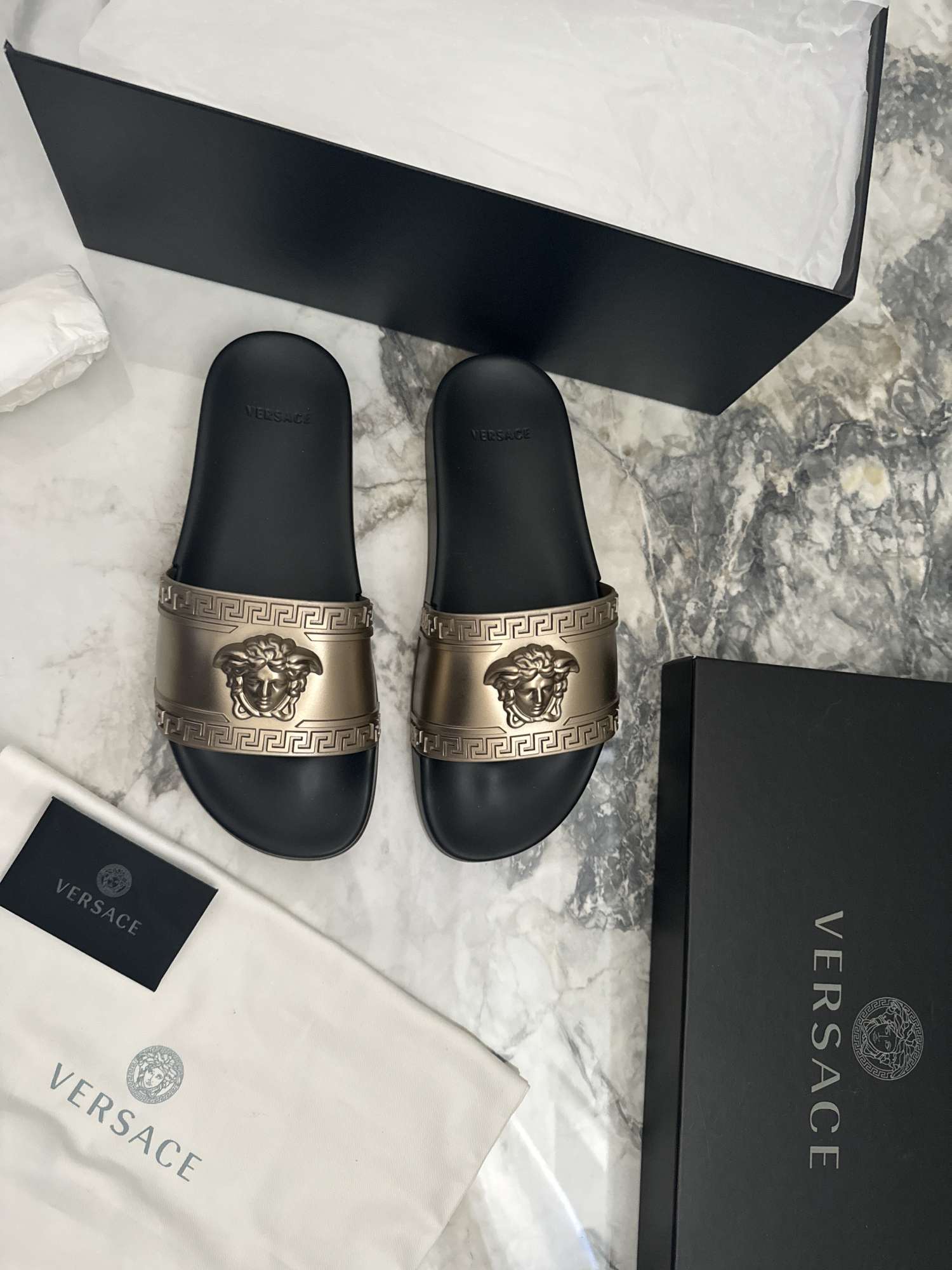 Versace slapky