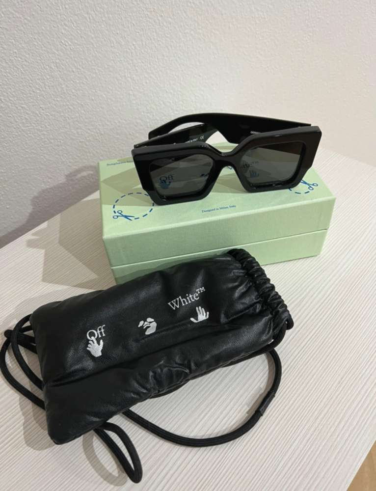 Off white slnečné okuliare