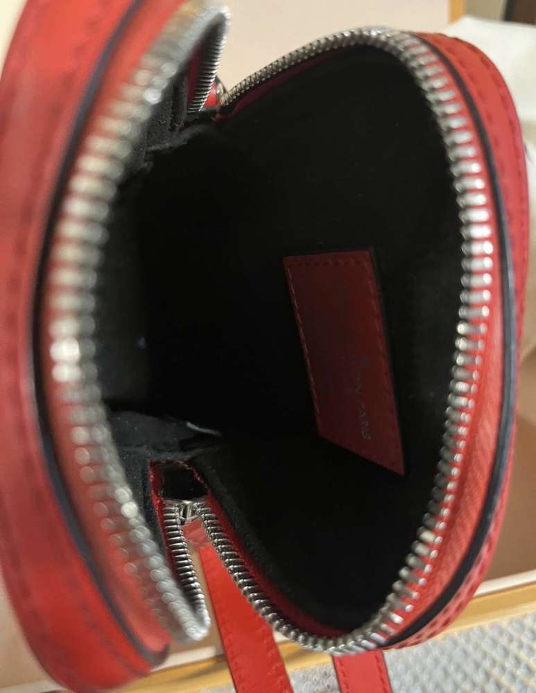 Supreme Louis Vuitton taštička