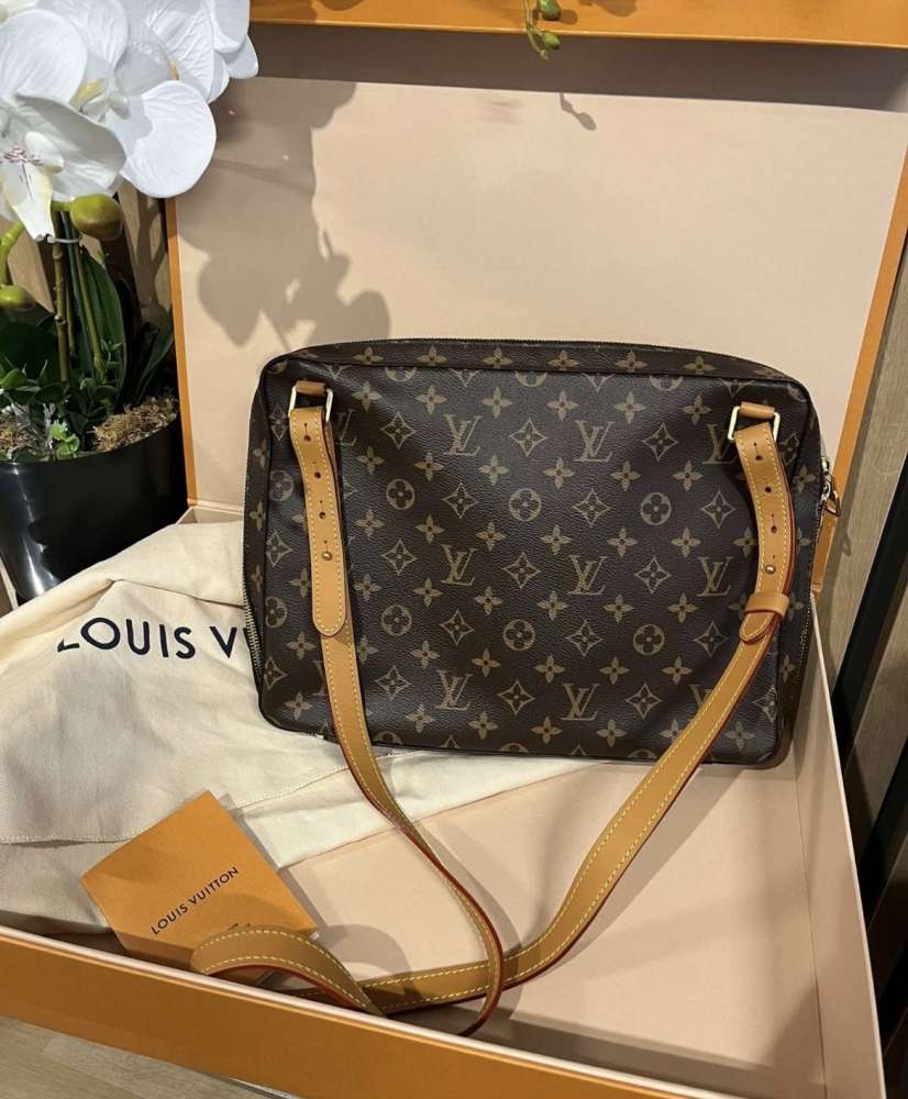 Louis Vuitton notebook taška