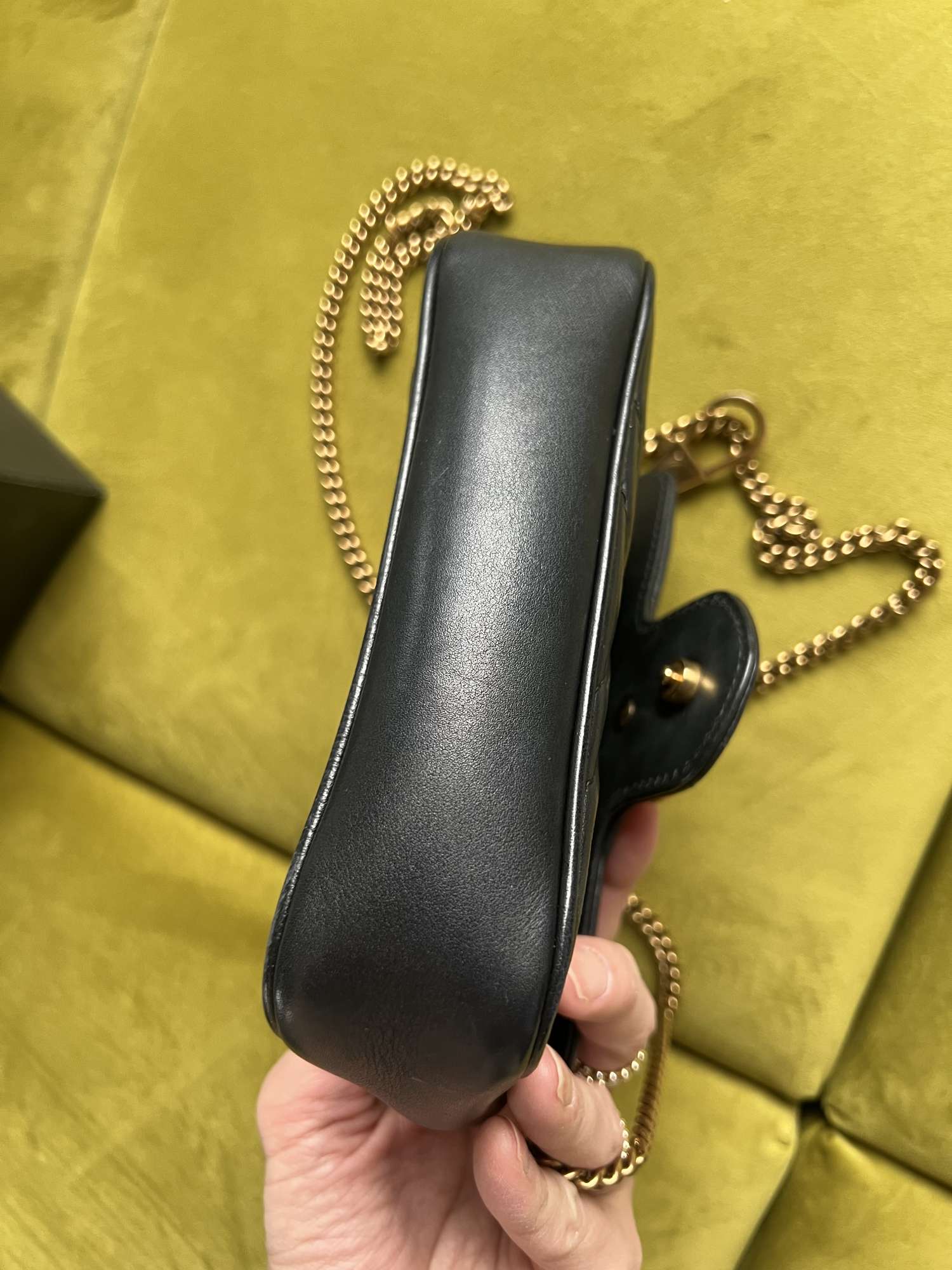 Gucci GG Marmont Matelassé Super Mini Bag