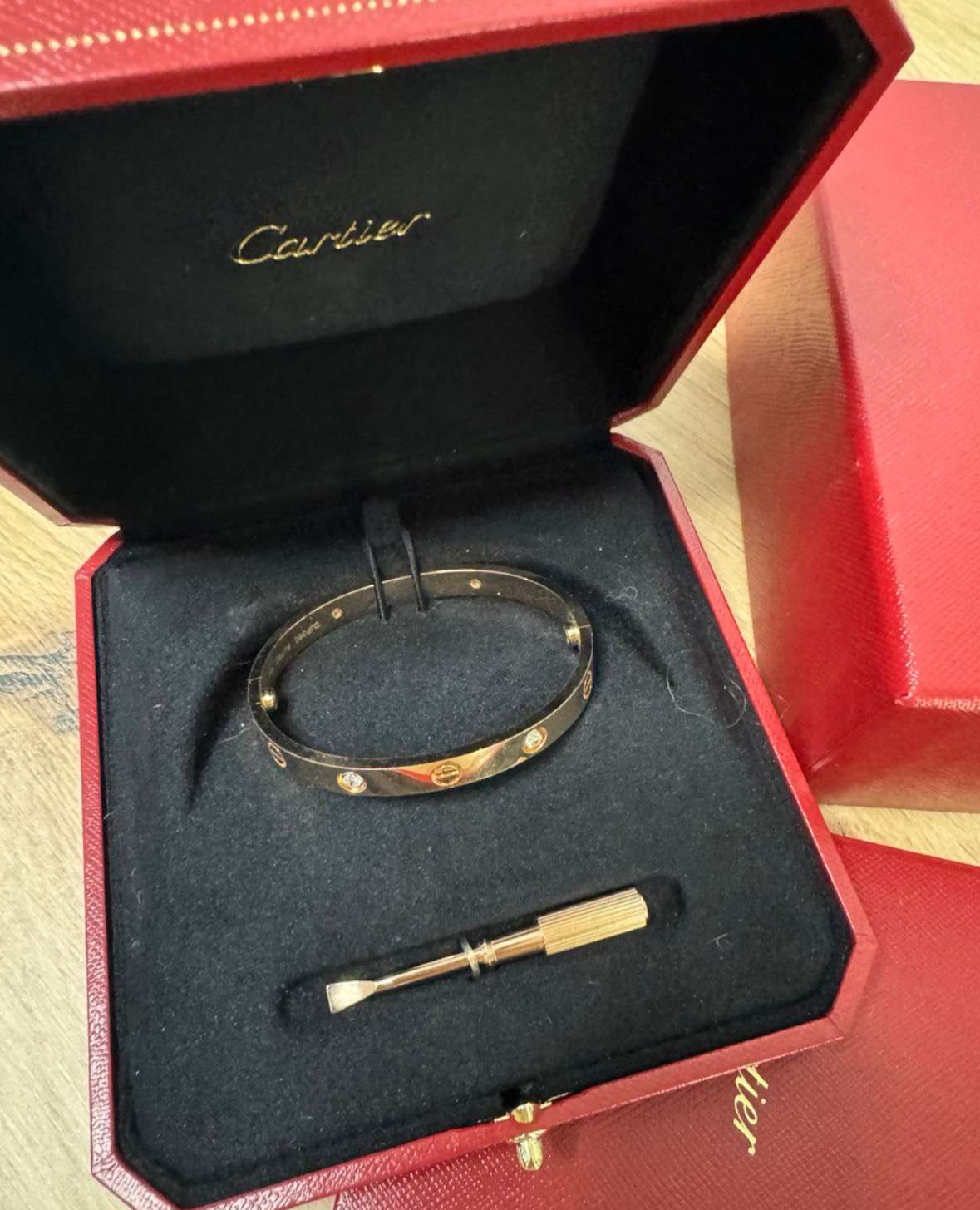 Cartier Love naramok