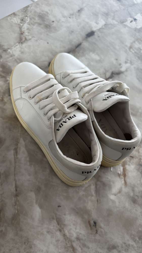 Prada tenisky