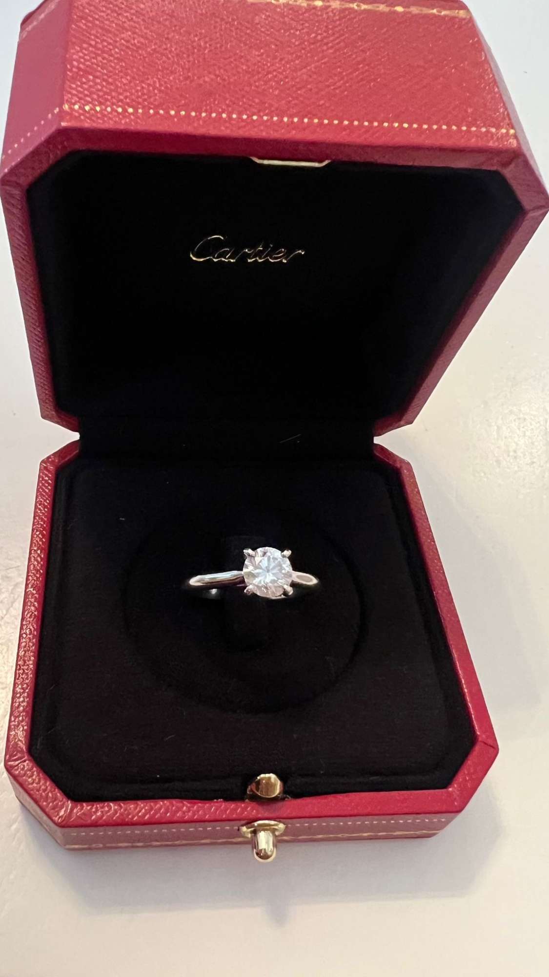 Cartier prsteň