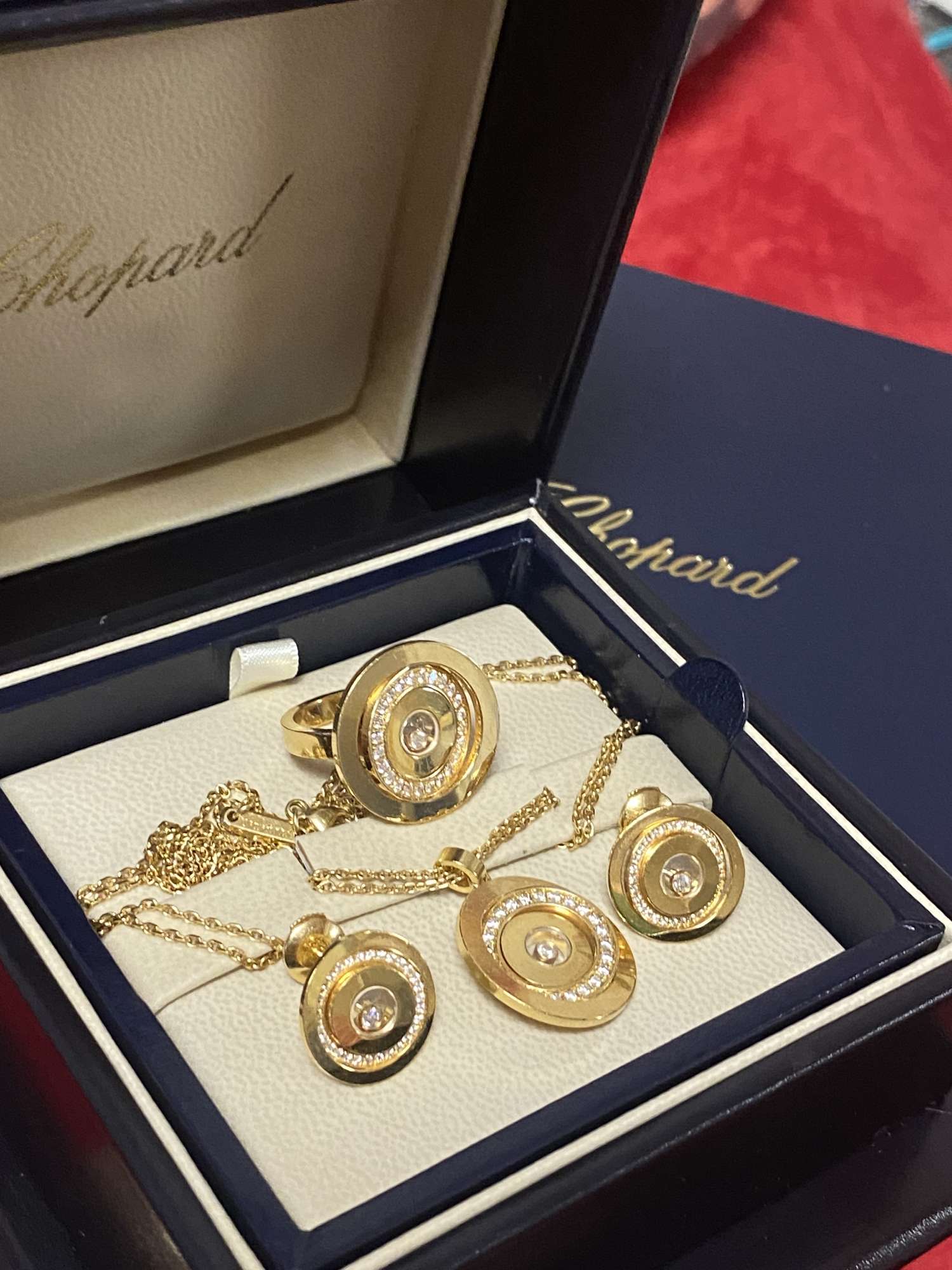 Chopard Happy spirit diamond  18 k