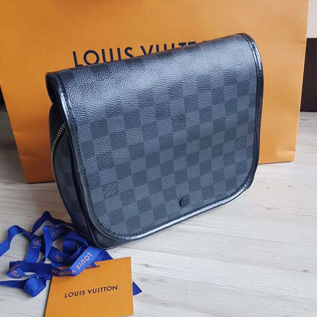 Louis Vuitton Hanging
