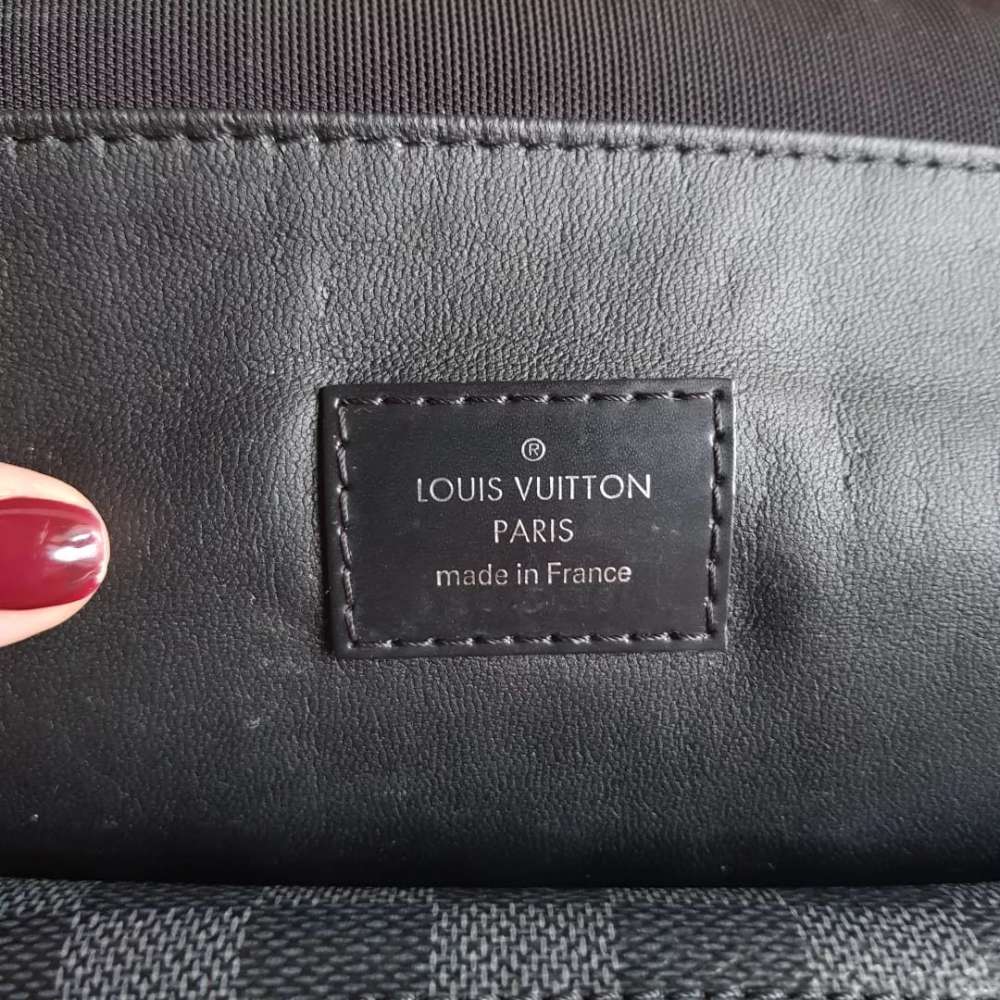 Louis Vuitton Hanging