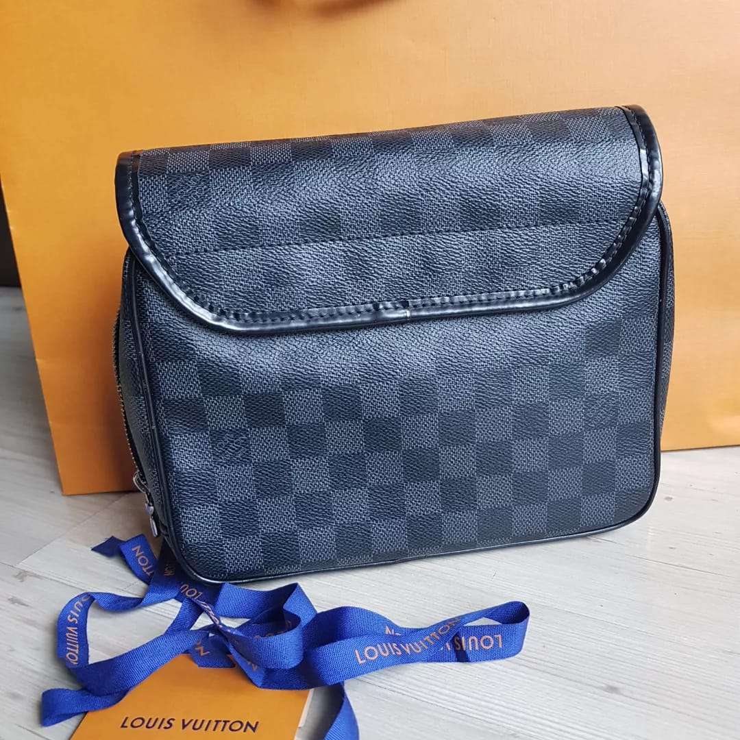 Louis Vuitton Hanging