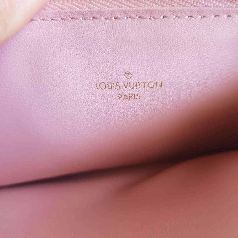 Louis Vuitton Pochette
