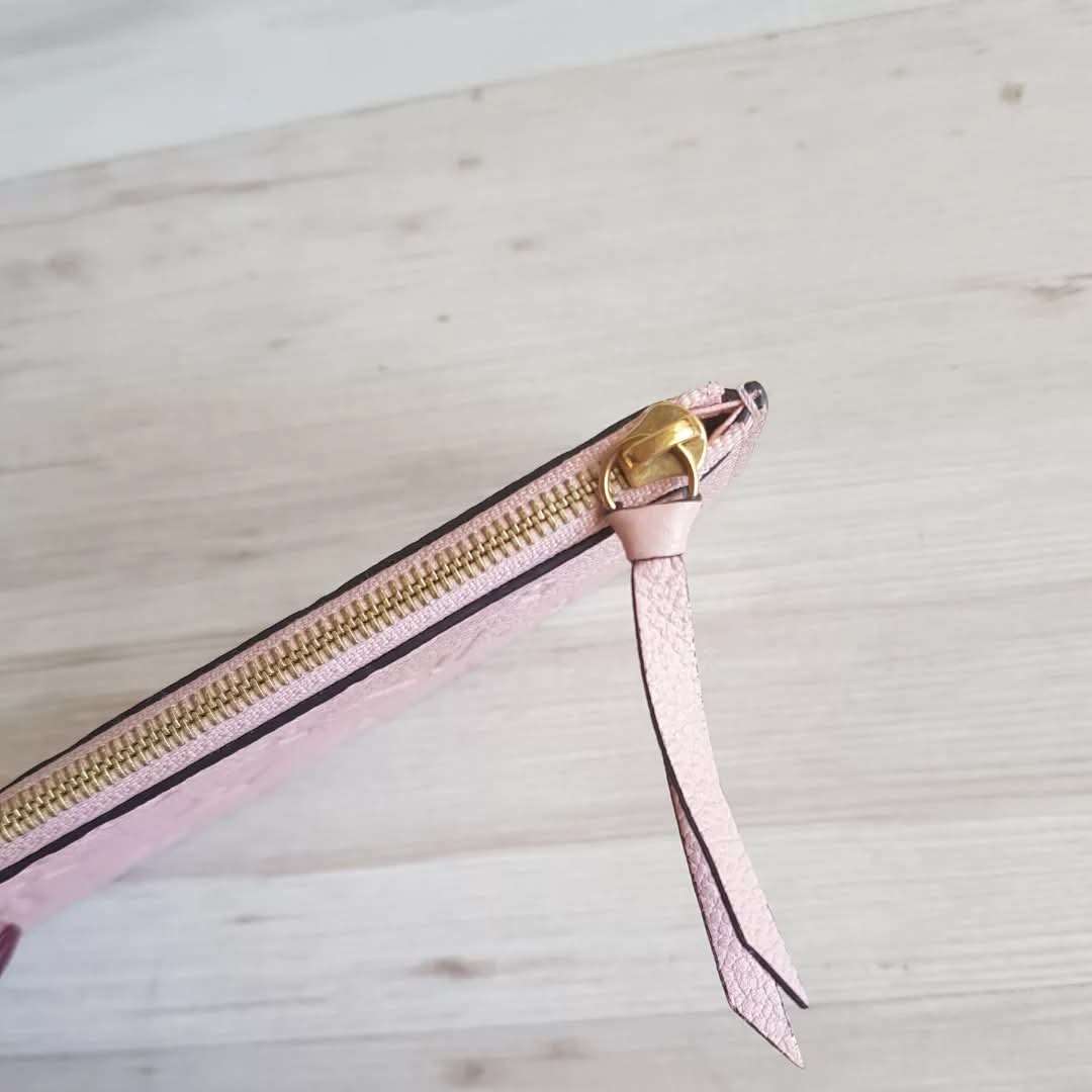 Louis Vuitton Pochette
