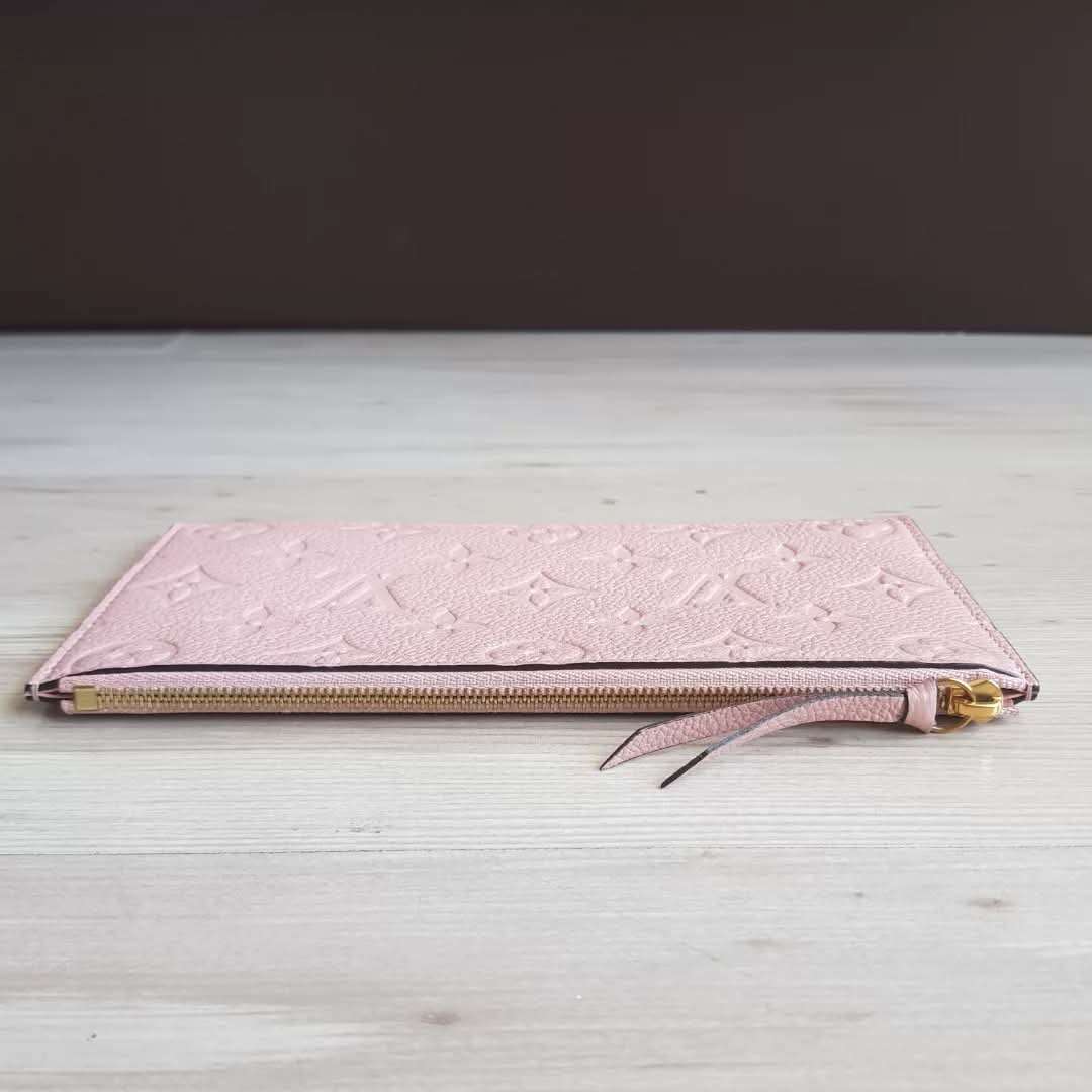 Louis Vuitton Pochette