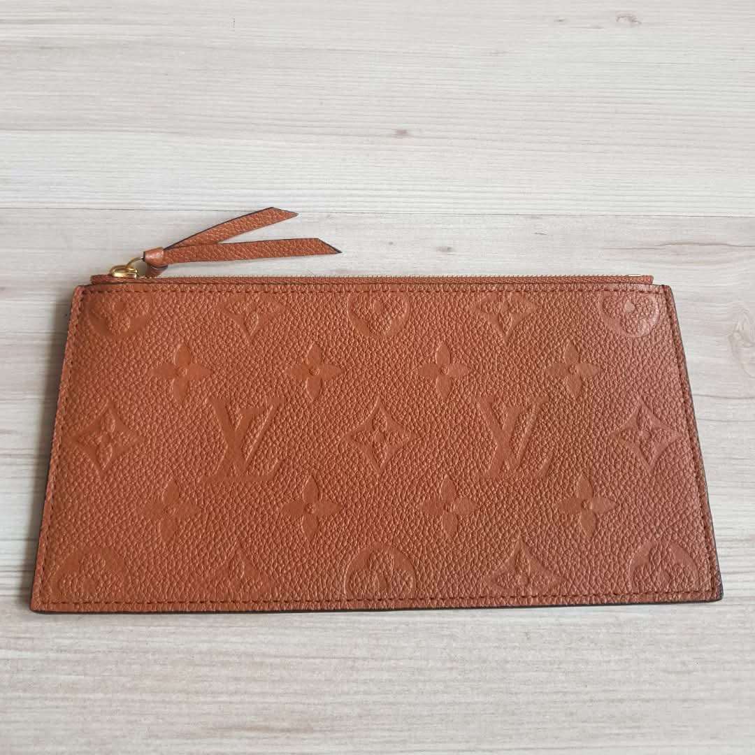 Louis Vuitton Pochette