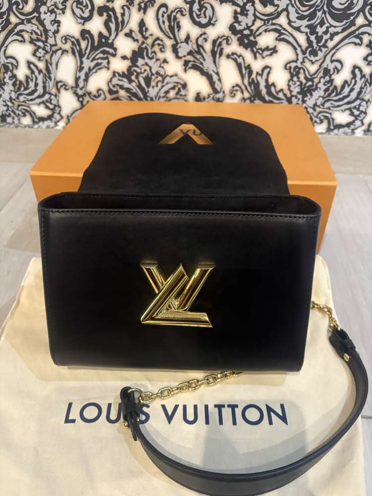 Louis Vuitton Twist MM