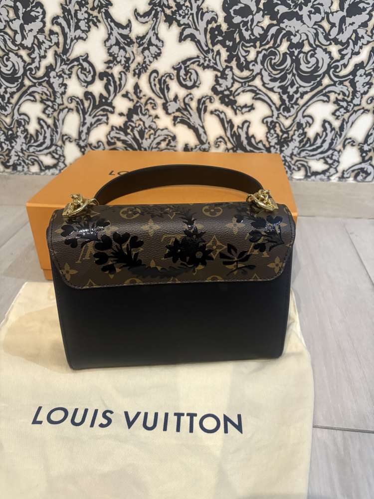 Louis Vuitton Twist MM