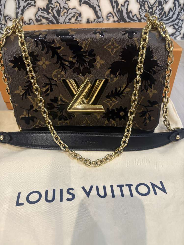 Louis Vuitton Twist MM